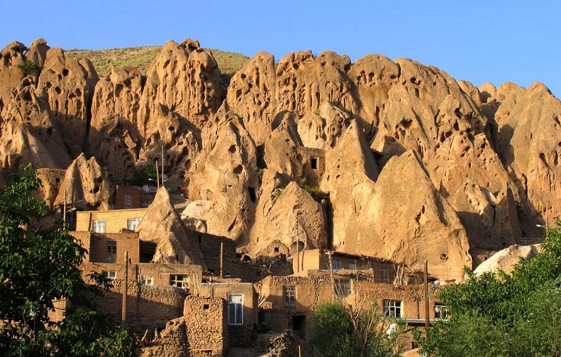 روستای سنگی کندوان، بدیع ترین جاذبه گردشگری آذربایجان