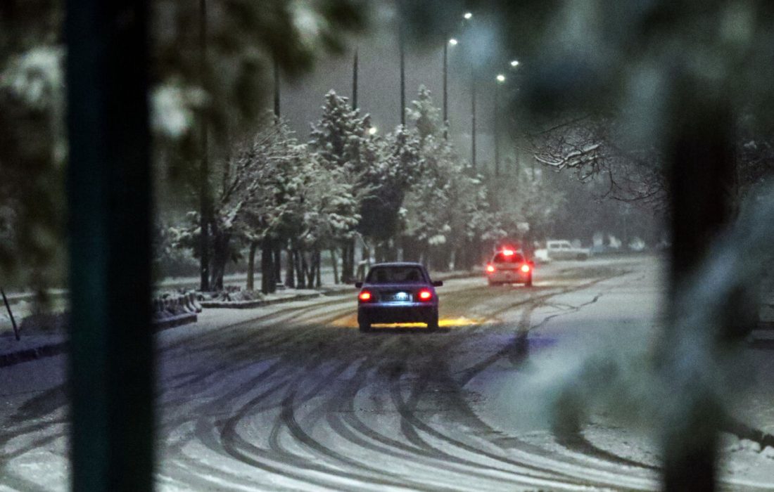 بارش برف و ثبت دمای صفر درجه در آذربایجان‌شرقی