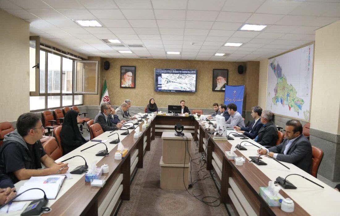 تشکیل کارگروه ویژه سرویس مدارس و برنامه‌ریزی برای نوسازی ناوگان حمل و نقل دانش‌آموزی در آذربایجان شرقی