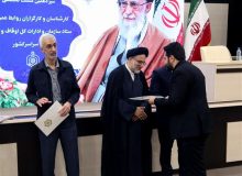 تجلیل نماینده ولی‌فقیه و ریاست سازمان اوقاف و امور خیریه کشور از روابط عمومی اداره کل اوقاف آذربایجان شرقی