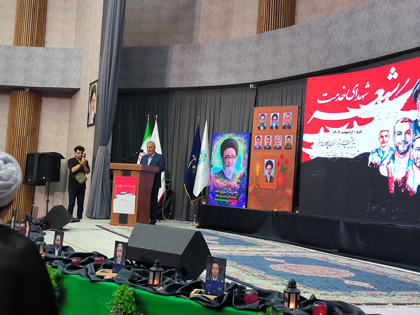 تهیه بانک اطلاعات شاعران شاهد و ایثارگر در بنیاد شهید آذربایجان شرقی