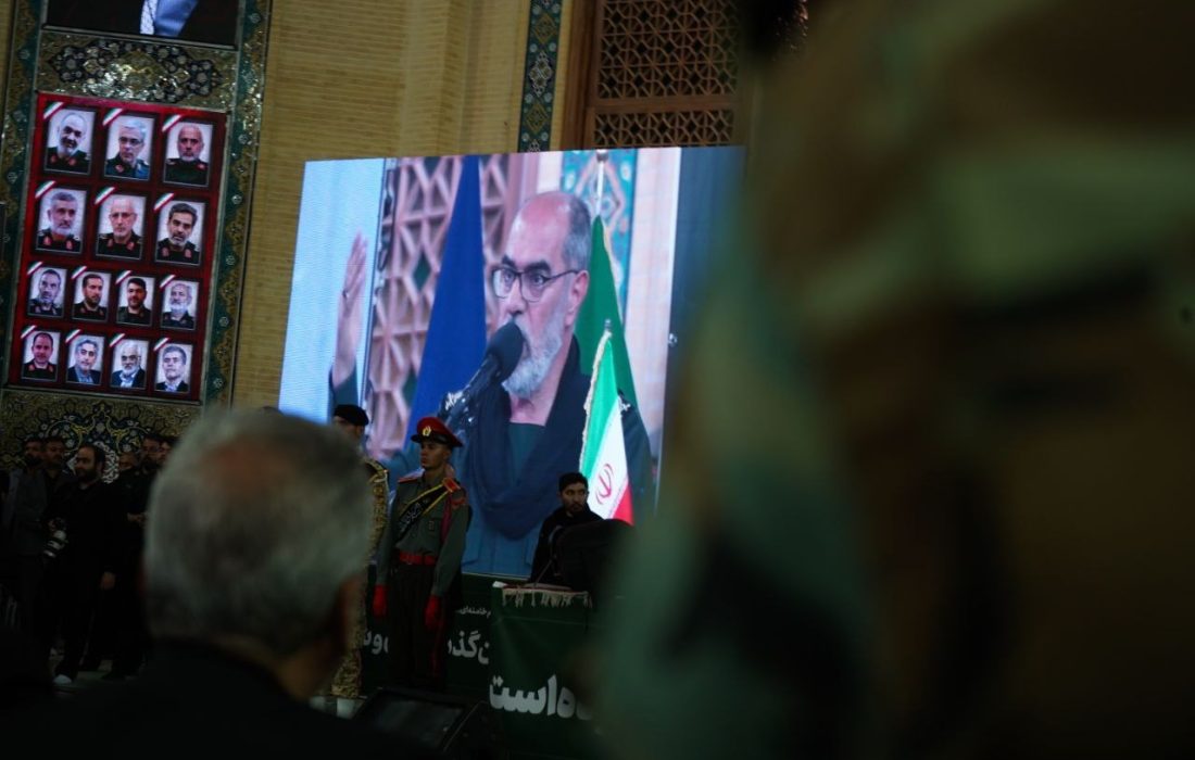 شهدای ۱۲ روز جنگ تحمیلی مظلومانه تشییع شدند