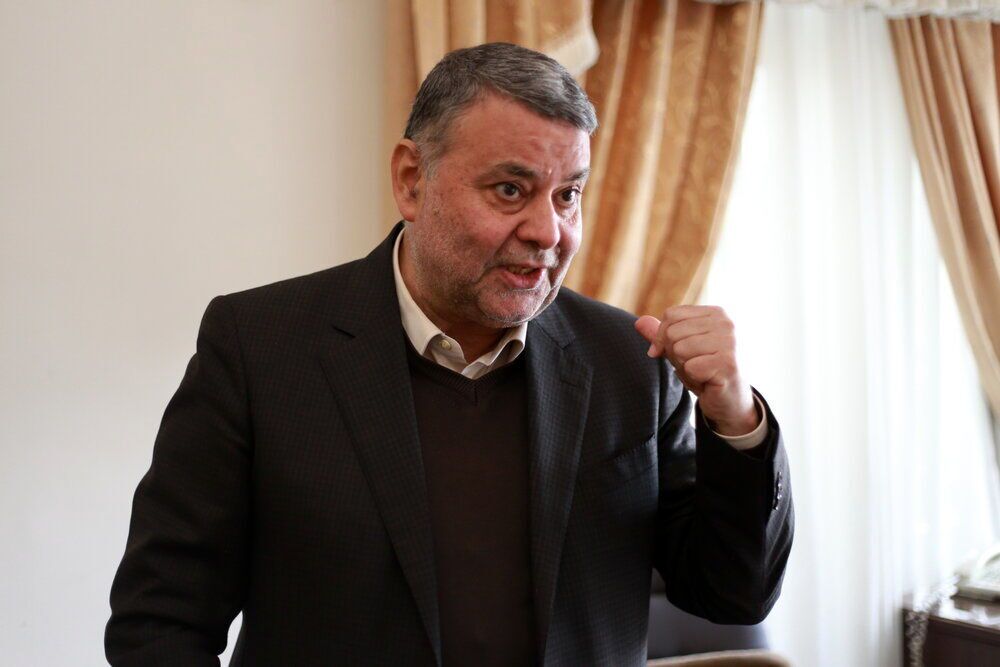 اطلاعات مراکز پدافندی کشور را روسیه به اسرائیل داده بود / مشخص شد که پیمان استراتژیک با روسیه کشک است / نباید به روسیه اعتماد داشته باشیم؛ اینکه فکر کنیم در روز مبادا می آید و به ما کمک می کند و با آمریکا درگیر می شود، خیر، اصلاً از این شوخی ها ندارد