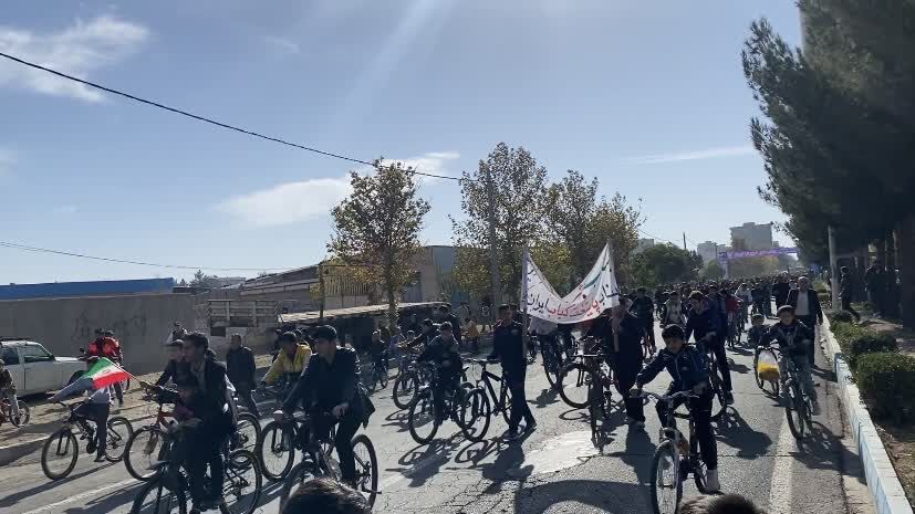 نبض زندگی در بناب با دوچرخه