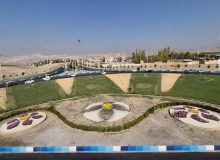 فرش گل، زیر پای ساکنان خاوران؛ تلفیقی از رنگ و آرامش در فصل برگ‌ریزان