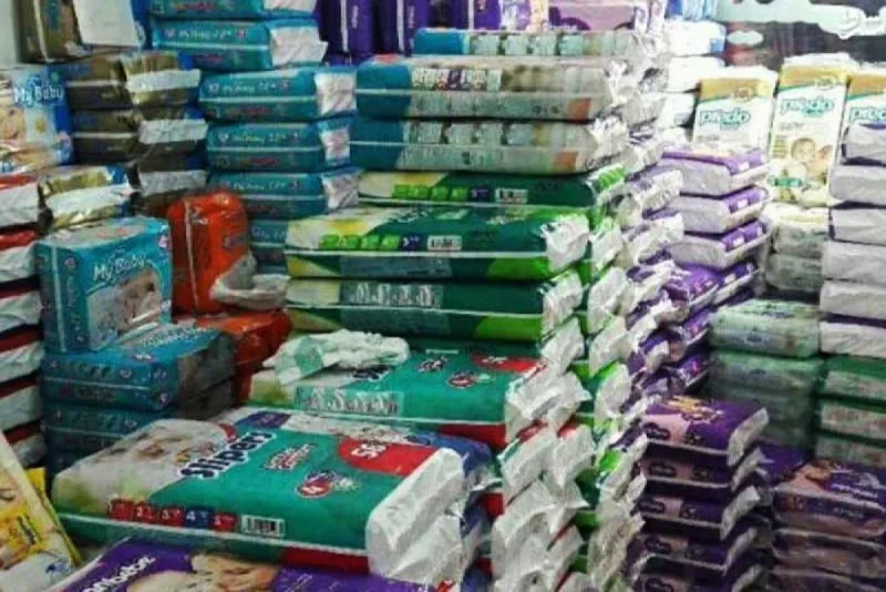پوشک بچه که ارز ترجیحی نمی گرفت؛ پس جرا گران شد؟