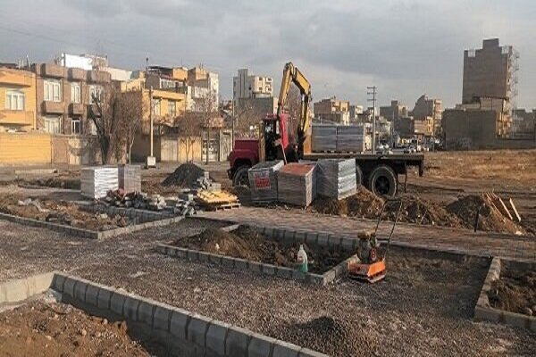 آغاز اجرای کفسازی پارک شهید صمدی