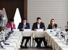 آرِگ کوچینیان: ابتکار “پل صلح” به فعالیت خود برای نزدیک‌تر شدن باکو و ایروان ادامه خواهد داد