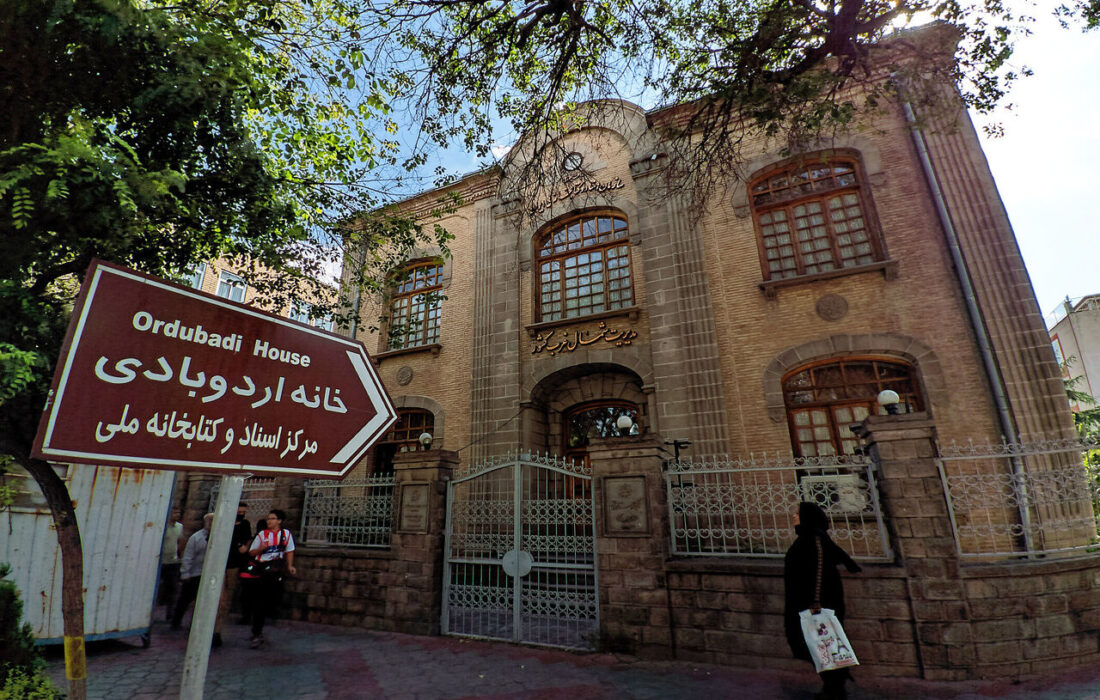وقتی هویت در پستوی تاریخ آذربایجان روایت میشود