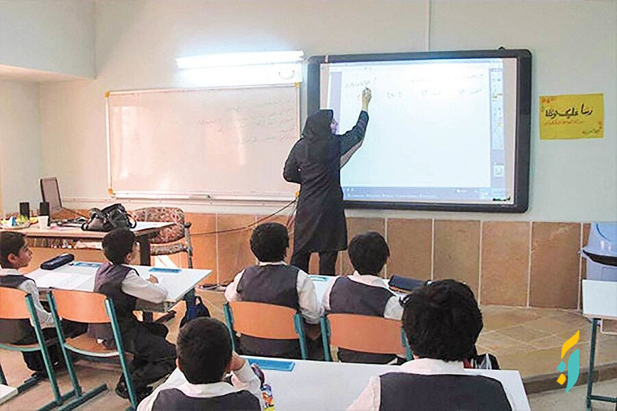 ۵۰ درصد مدارس هشترود هوشمندسازی شد